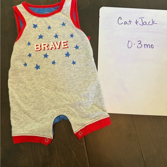 Cat & Jack Gray and Red Jumpsuit with Star Accents - Picture 1 of 3